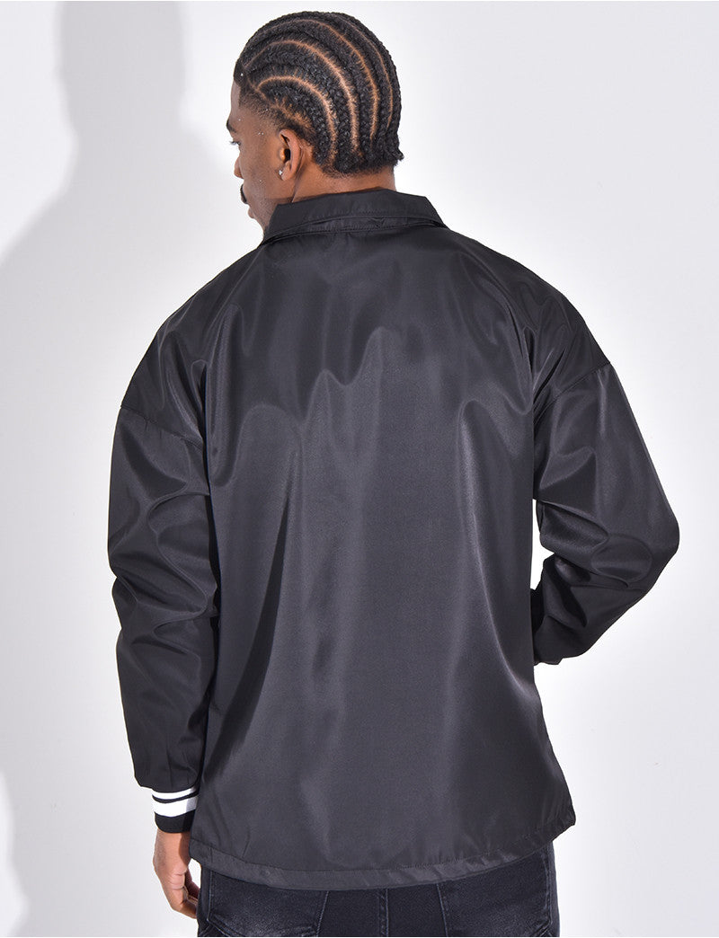 Veste fine avec la lettre C