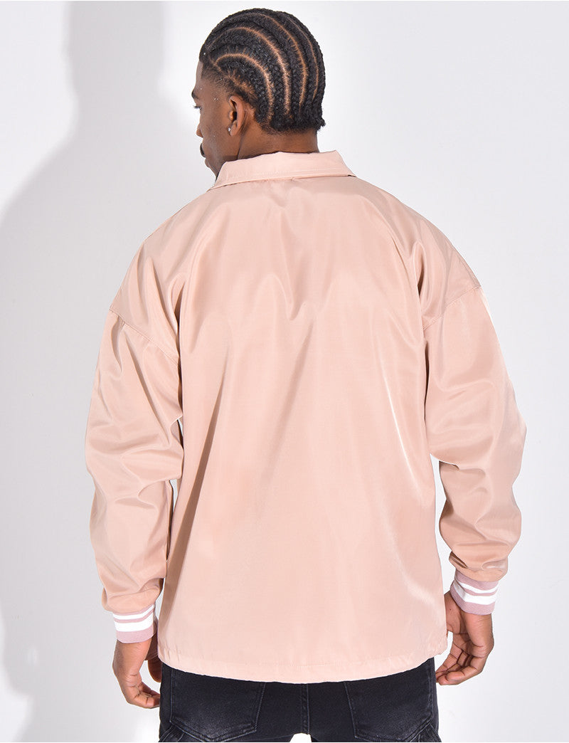 Veste fine avec la lettre C