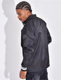 Veste fine avec la lettre C